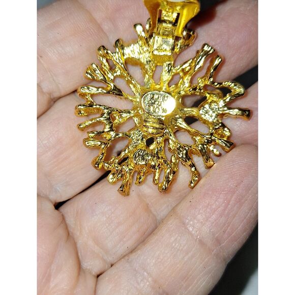 Avon KJL Vintage Women's Clip on Earrings Crystal Brutalist Regal Riches Runway - Picture 9 of 10